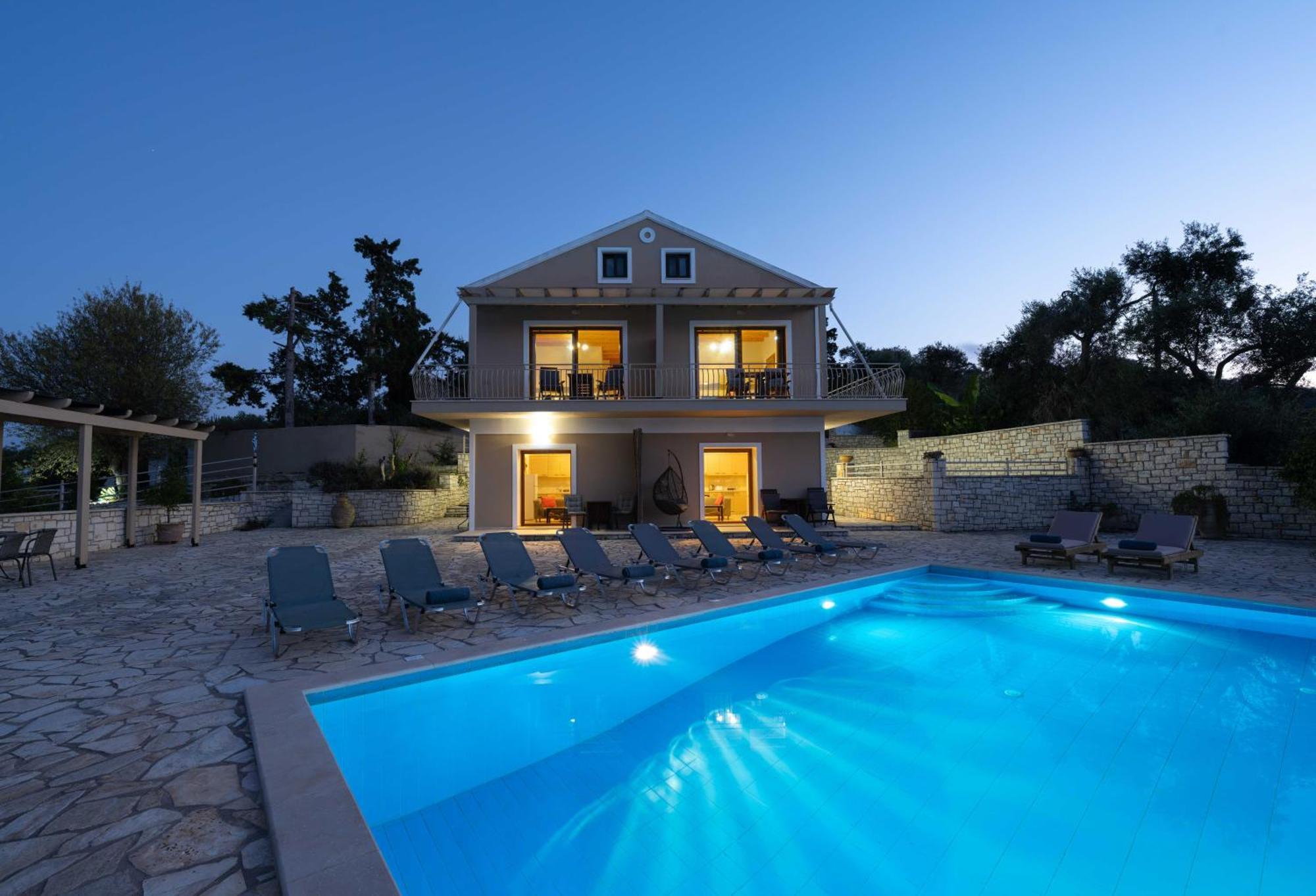 Pangolas Apartments Paxos Longos  Ngoại thất bức ảnh